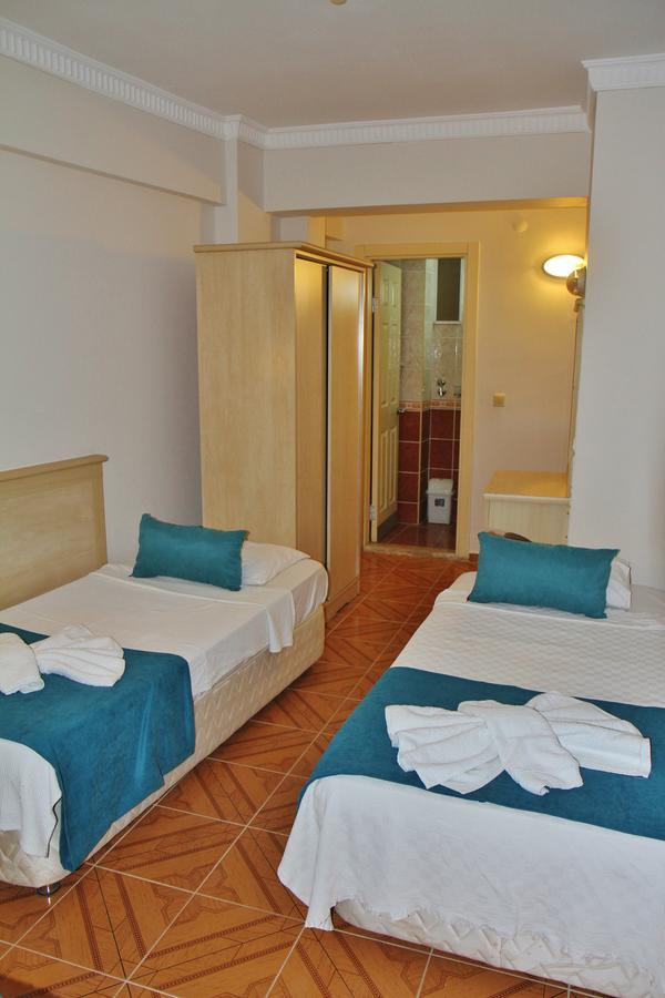 George & Dragon Beach Hotel مرمريس المظهر الخارجي الصورة