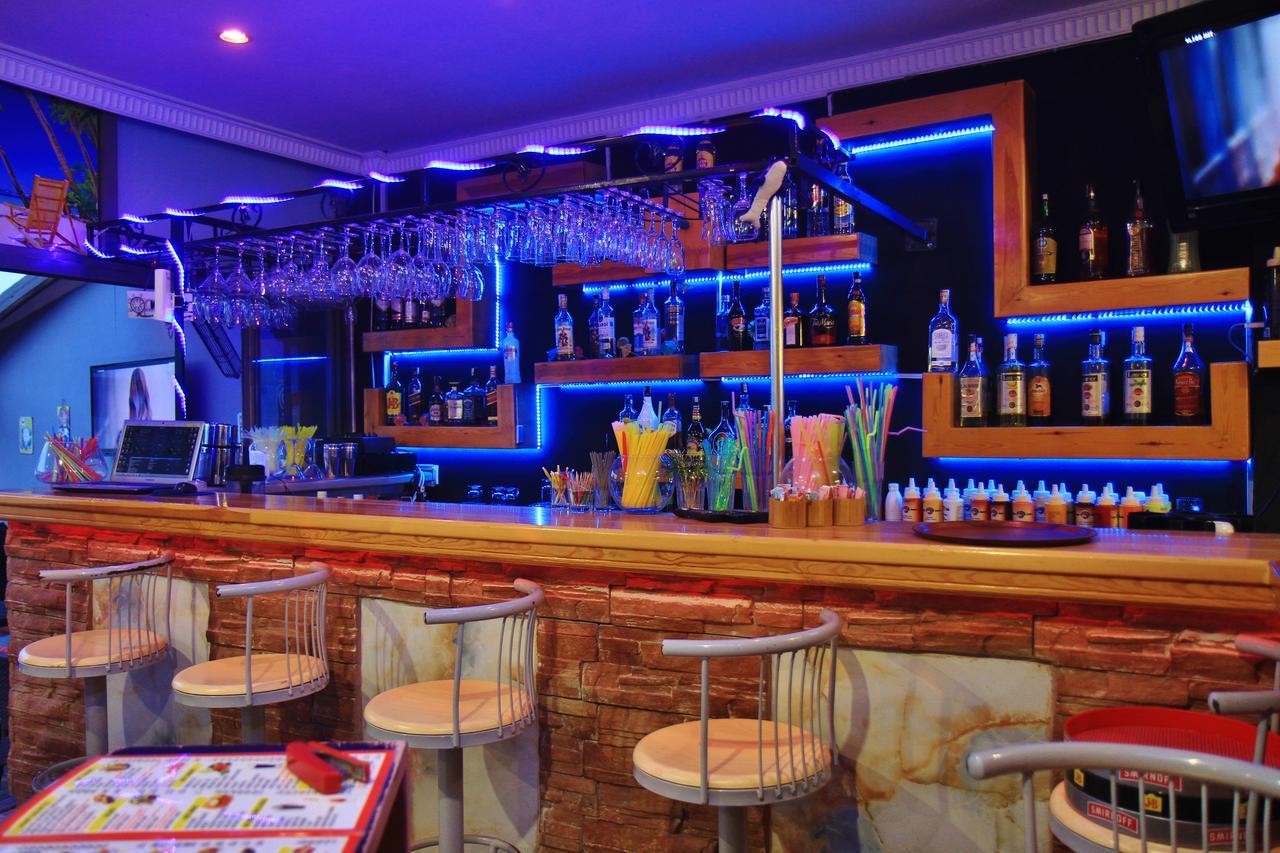 George & Dragon Beach Hotel مرمريس المظهر الخارجي الصورة