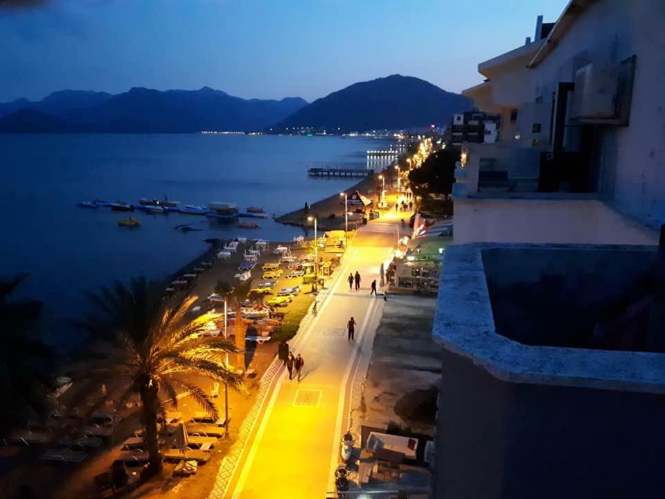 George & Dragon Beach Hotel مرمريس المظهر الخارجي الصورة