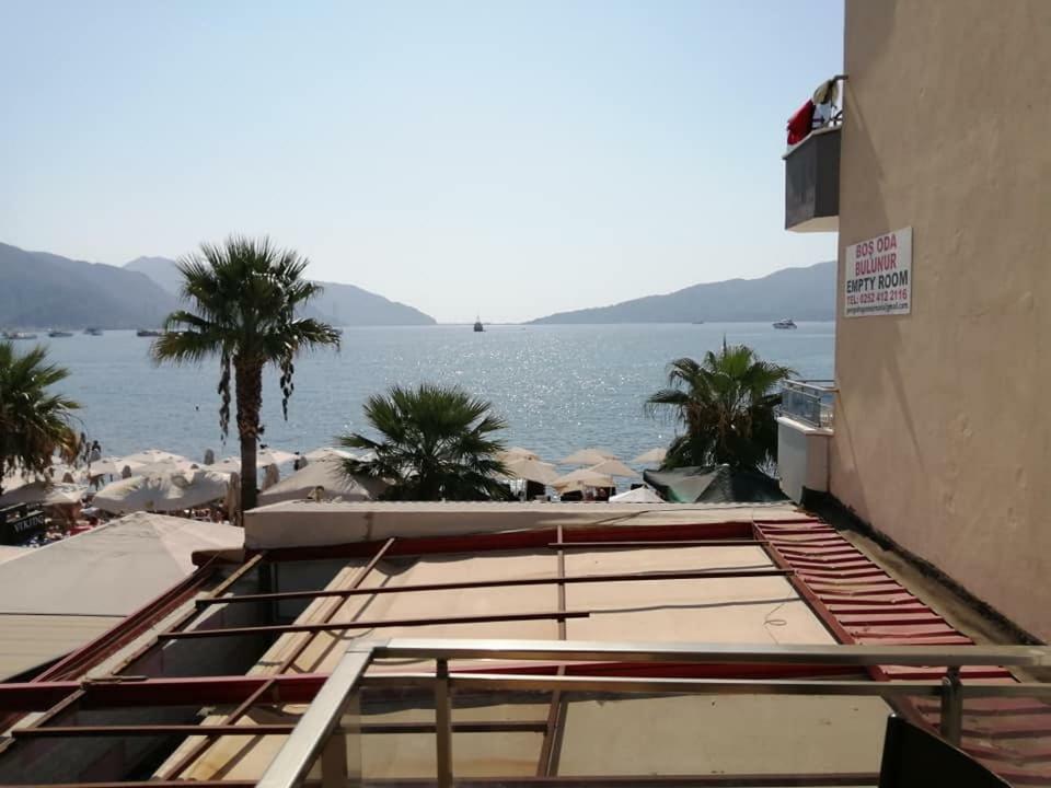 George & Dragon Beach Hotel مرمريس المظهر الخارجي الصورة